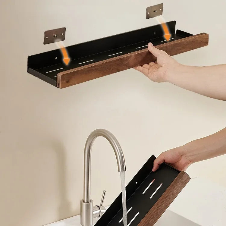 Etagère murale de cuisine en bois – modèle