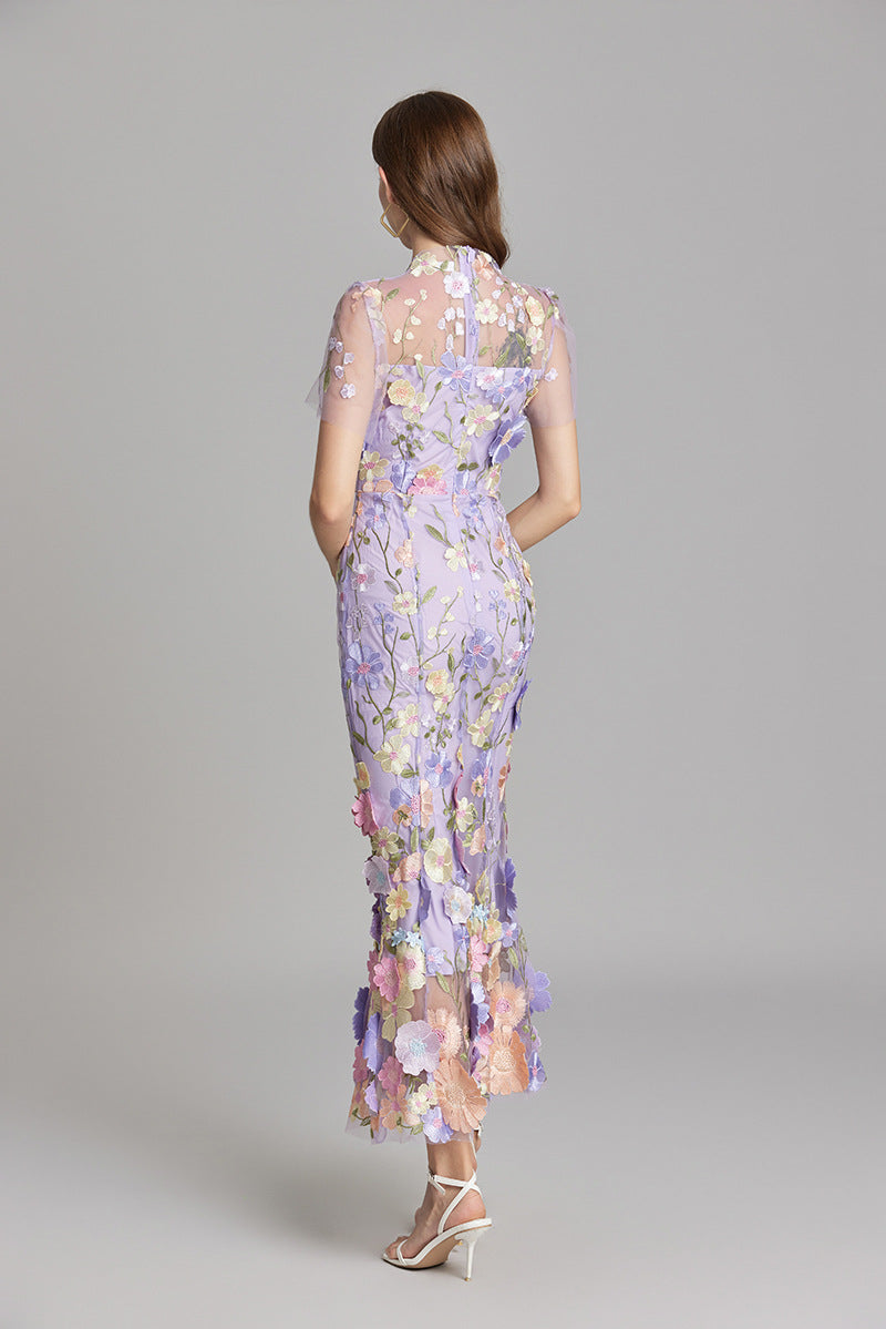 Robe Primrose présentée sur un mannequin