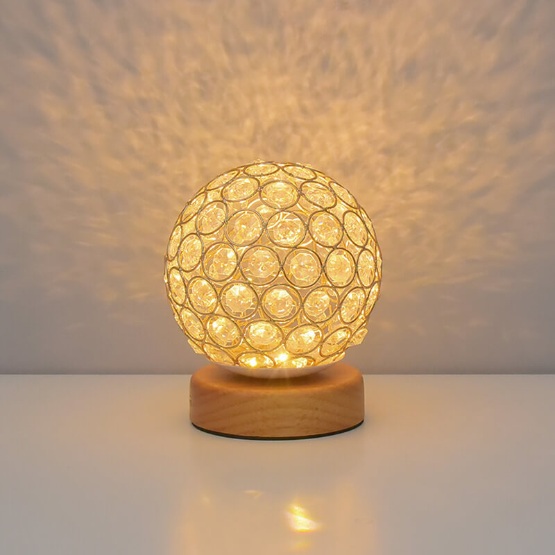 Lampe de table de chevet LED ronde rechargeable par USB NovaGlow dans un style minimaliste moderne