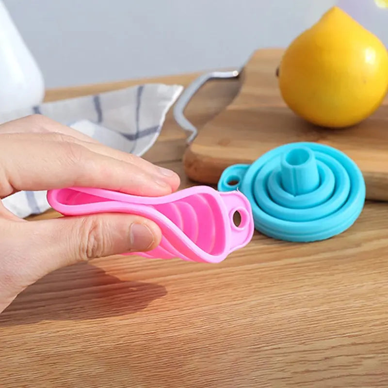 Entonnoir télescopique domestique, outil de cuisine, Mini entonnoir pliant résistant aux hautes températures, 4 couleurs disponibles