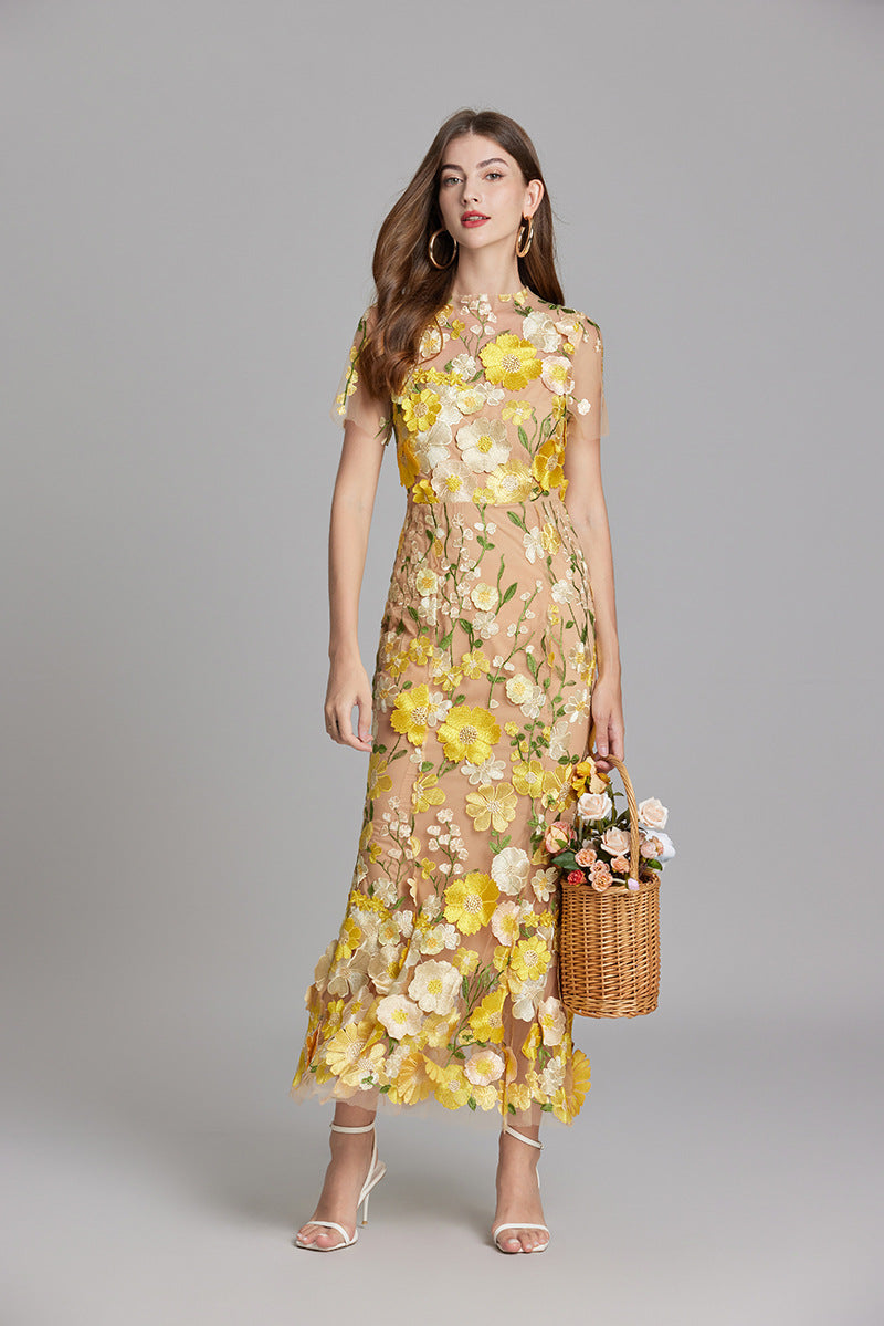 Robe Primrose vue de face sur un cintre