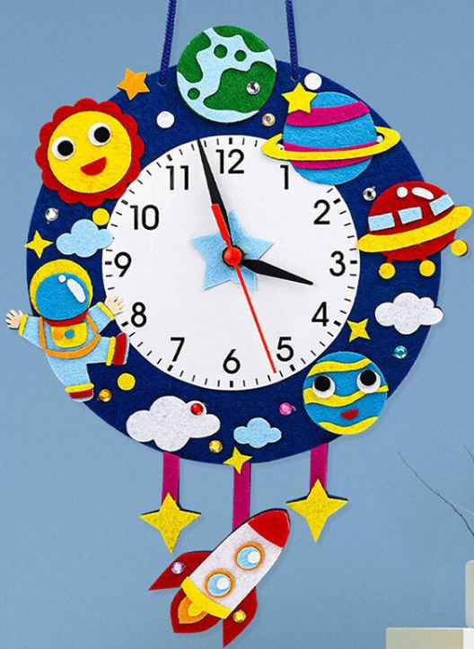 Horloge murale pour enfants sur le thème de l'espace | Conception de planète astronaute