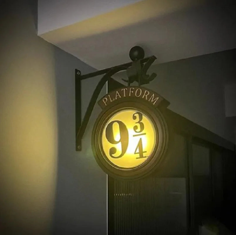 Harry Potter 9 3/4 Figurine Lampe de chevet LED Appliques murales magiques Plate-forme Poudlard Lampe 3D Décoration de chambre de Harry Cadeau d'anniversaire pour enfants