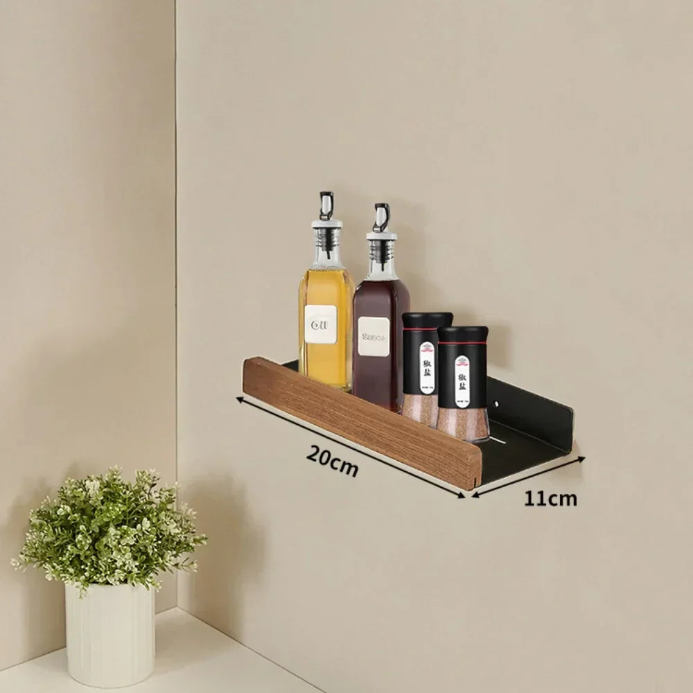 Etagère murale de cuisine en bois – modèle