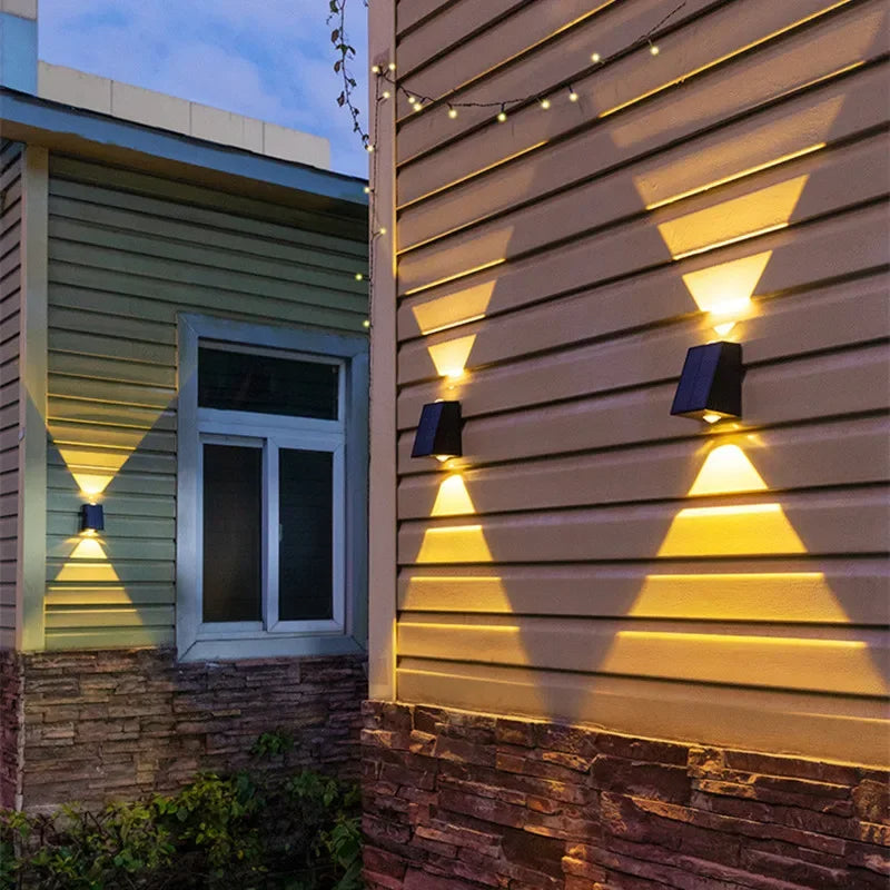Lampe murale solaire | Automatismes et câbles | Fête humide