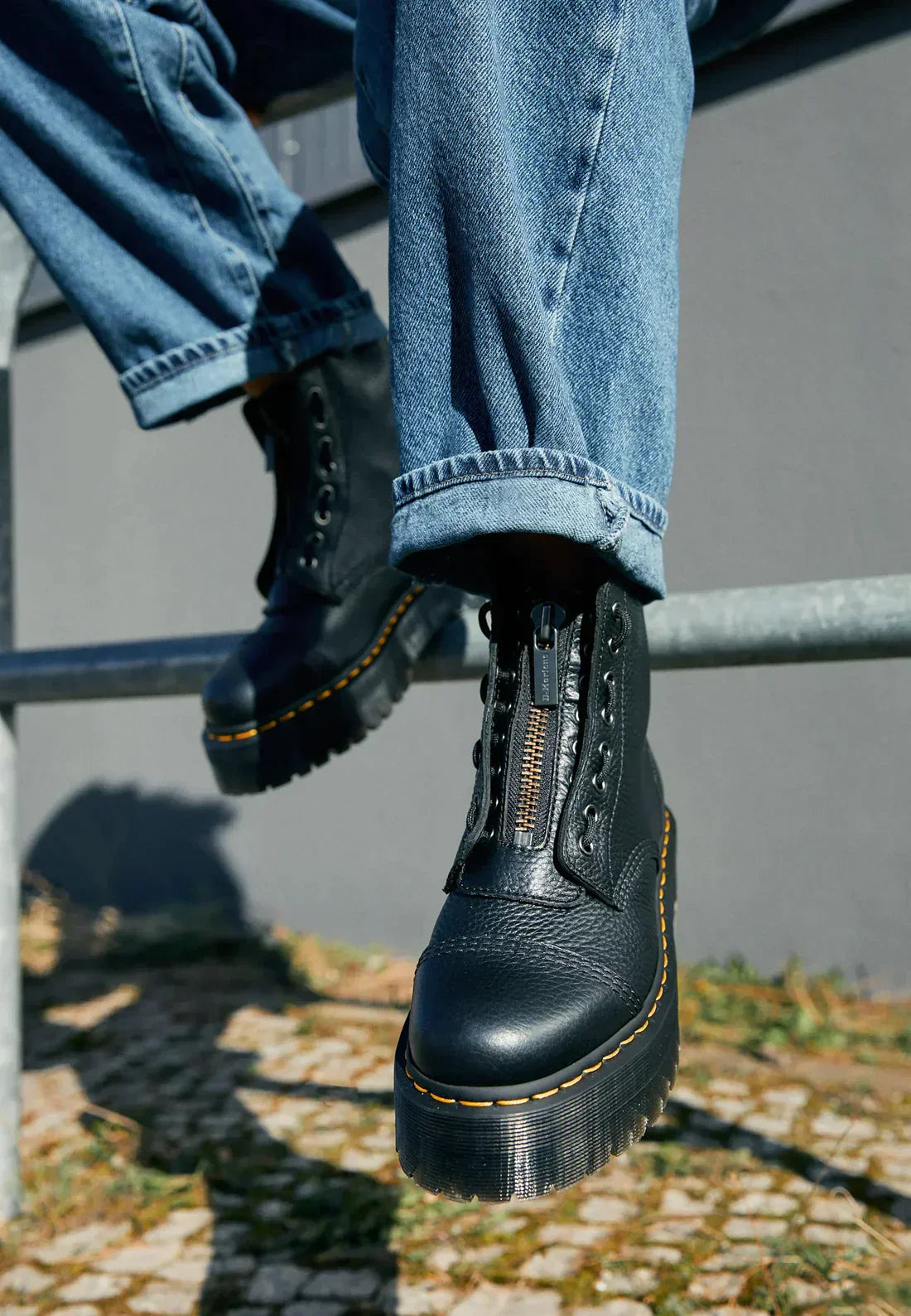 Bottines pour femmes élégantes en cuir à talon robuste et antidérapant