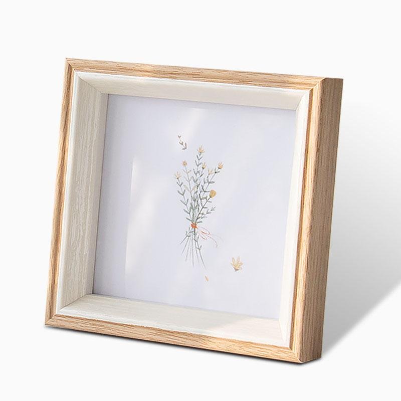 ElegantFrame – Cadre photo de luxe avec Golden Edge