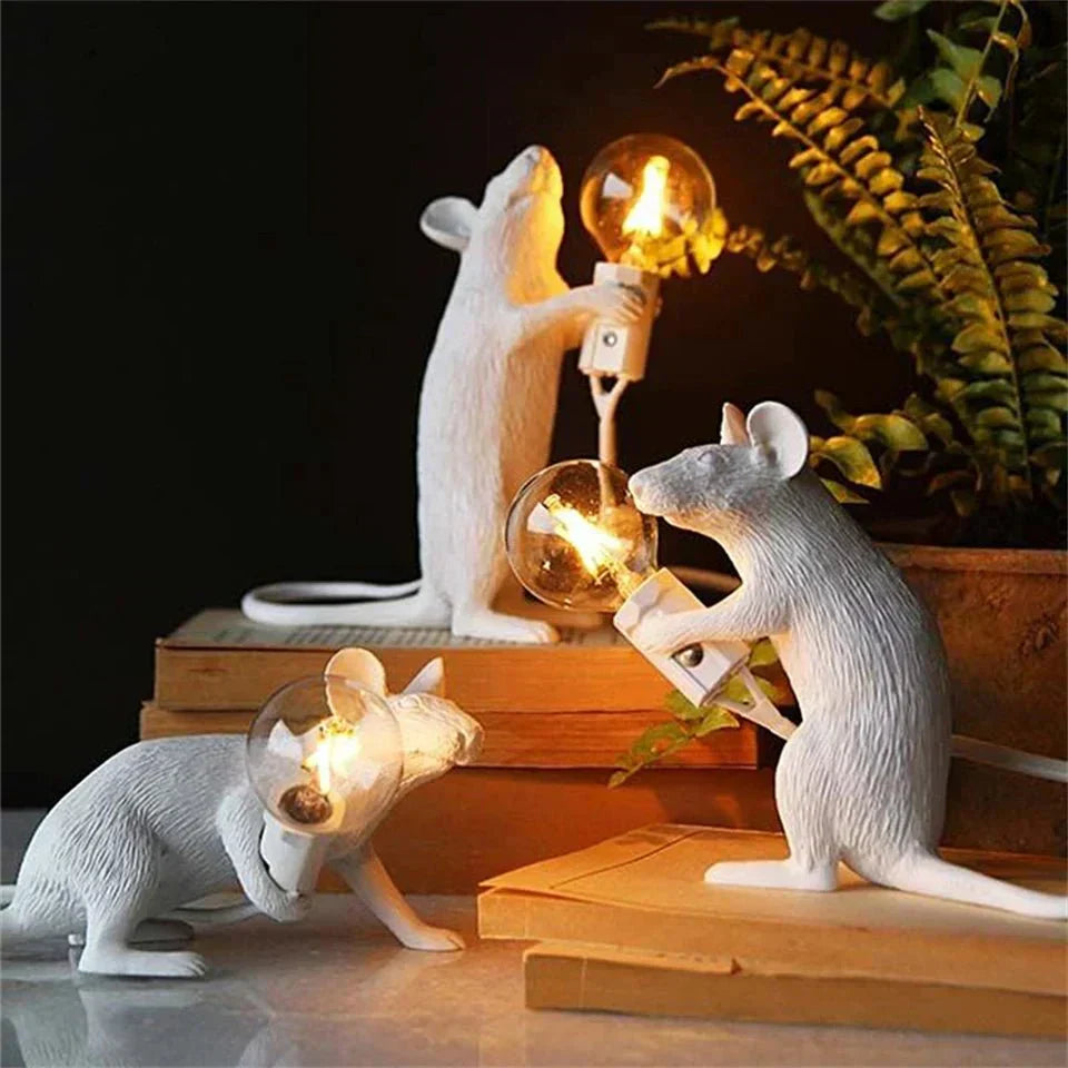 Lampe de bureau LED souris de style Art déco Royallure - Éclairage de bureau ludique