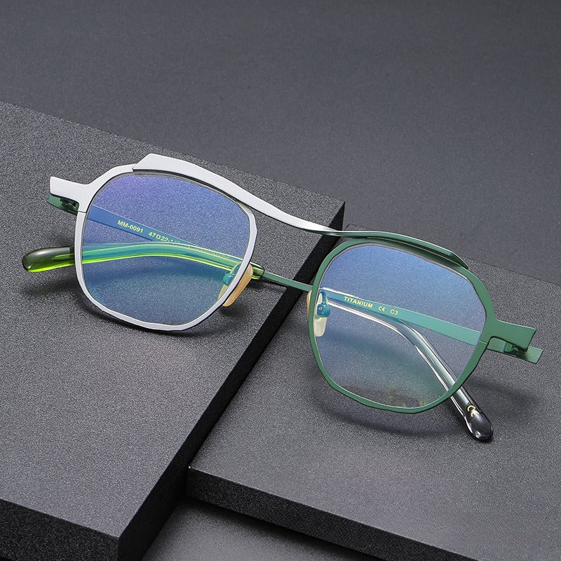 Taryn montures de lunettes en titane vintage