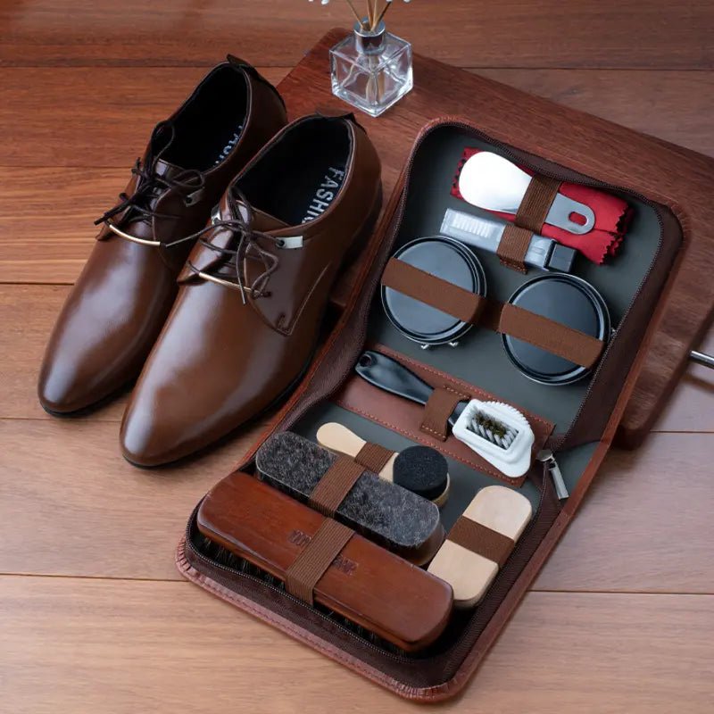 Kit d'entretien des chaussures premium en 9 pièces avec des brosses en crin de cheval