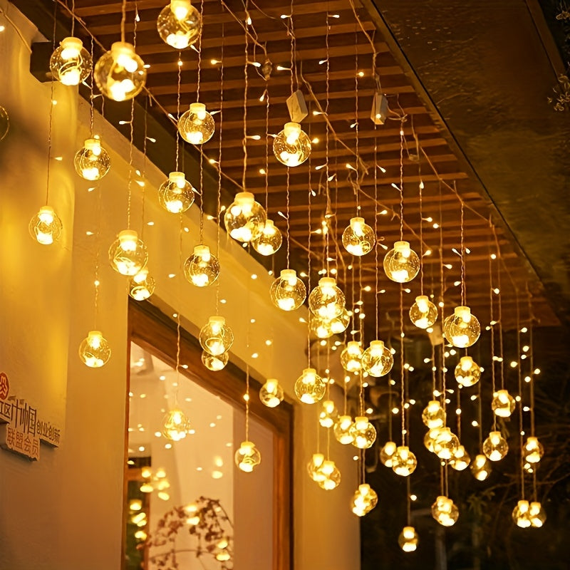 Guirlandes lumineuses avec globes suspendus