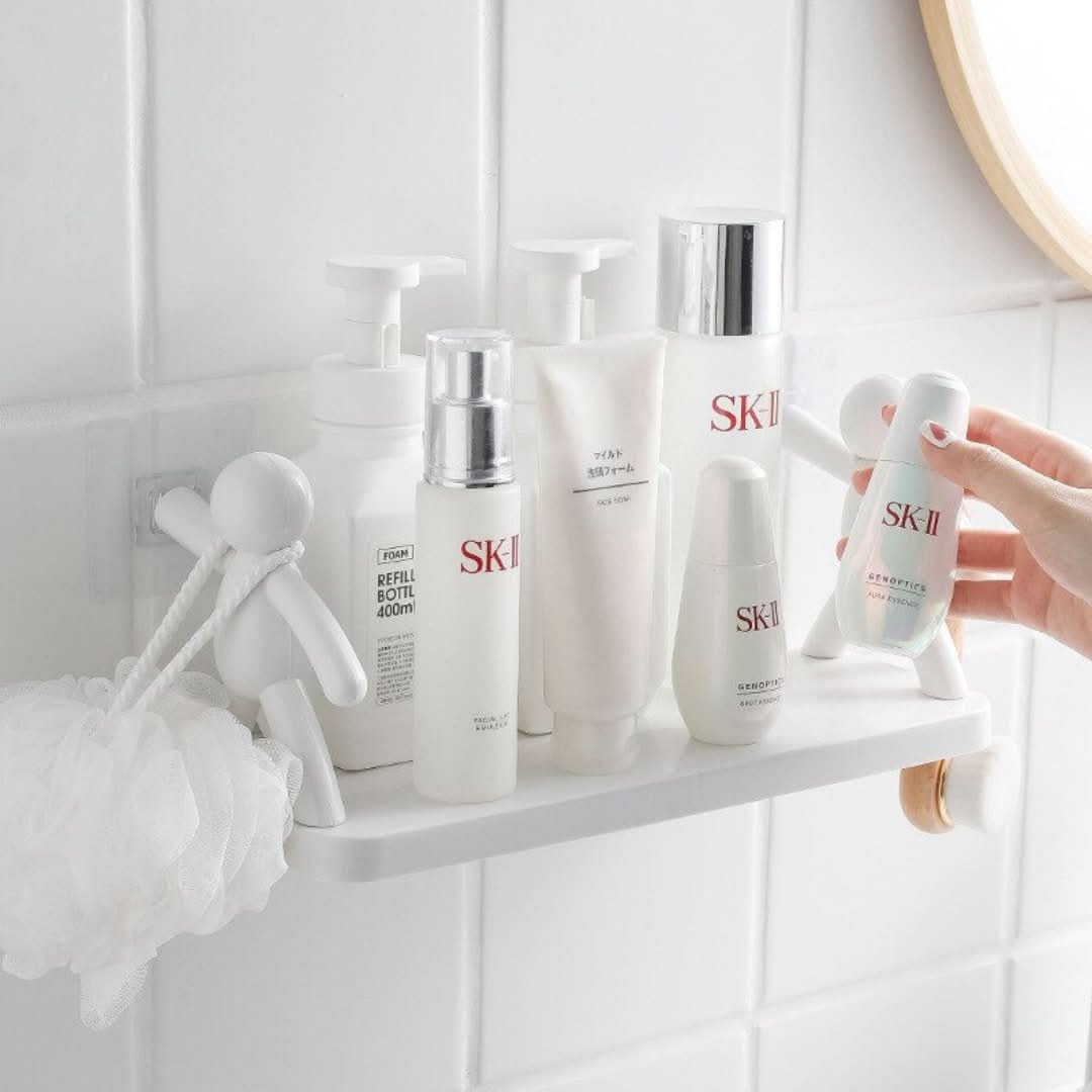 Étagère murale de salle de bain compacte au design ludique