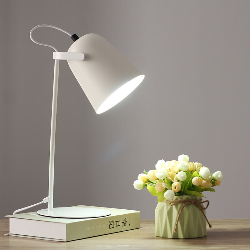 Lampe de table conique - Lampe de chevet en métal - Éclairage de style moderne