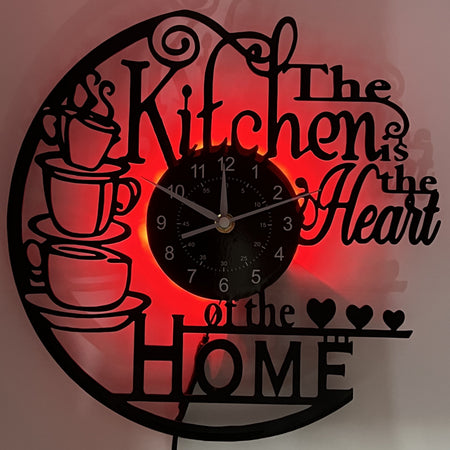 Jolie horloge murale de cuisine – pour une ambiance chaleureuse et conviviale