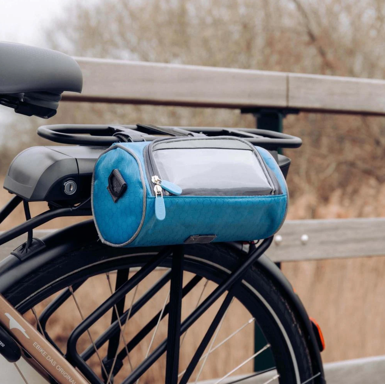 Sac de guidon pratique pour vélo avec porte-smartphone et matériau résistant à l'eau