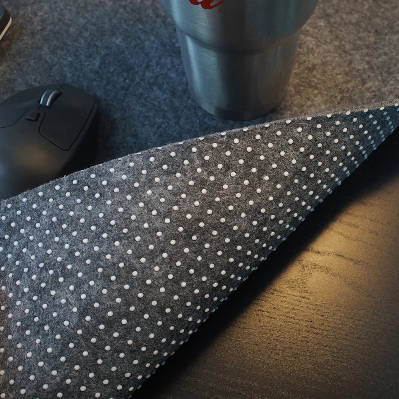 Tapis de Bureau en Feutre de Laine – Confort durable pour bureaux de jeux et de travail