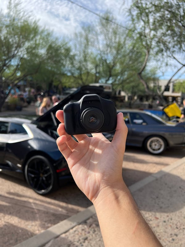 Appareil photo numérique avec carte mémoire gratuite et transfert téléphonique direct