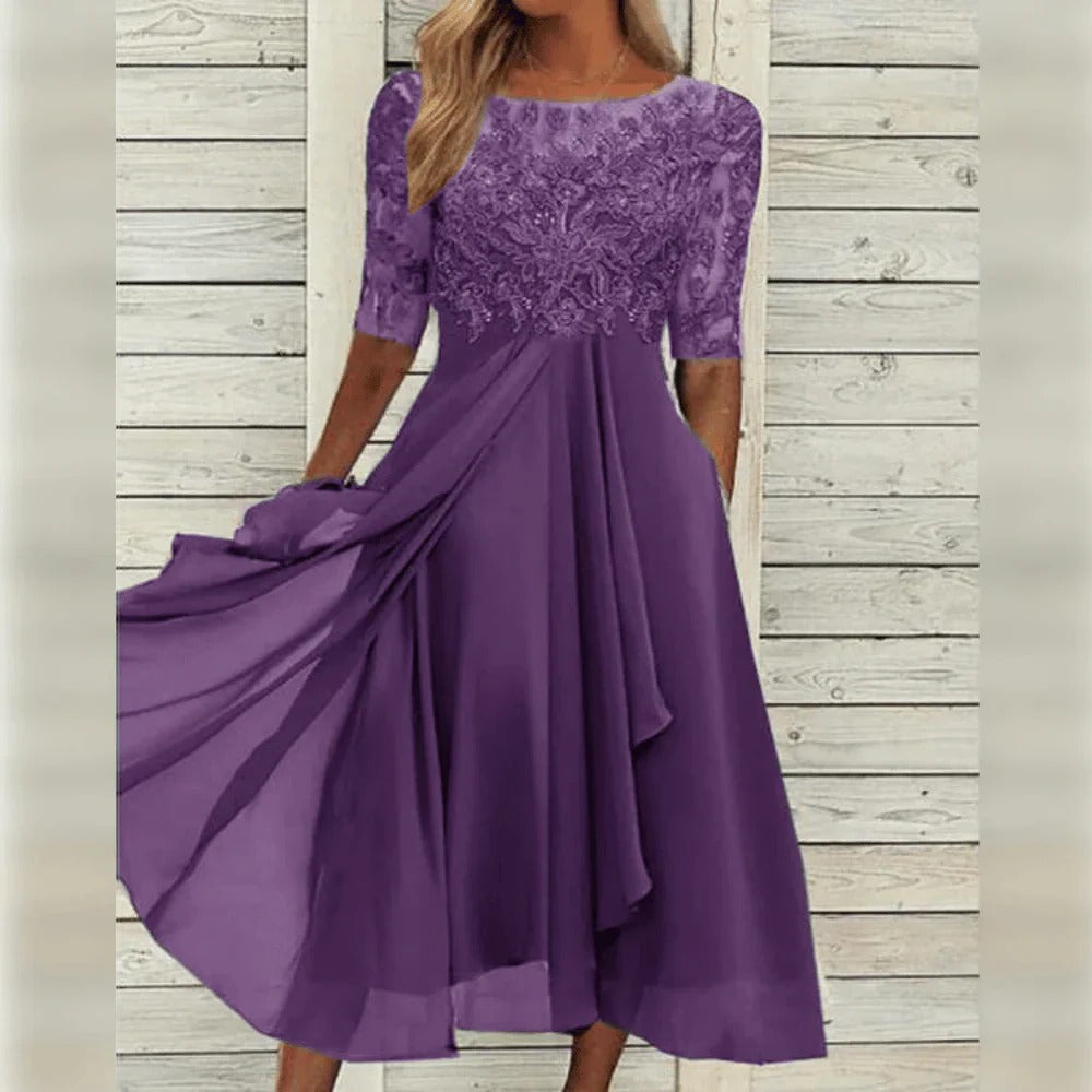 Robe midi élégante avec dentelle verte