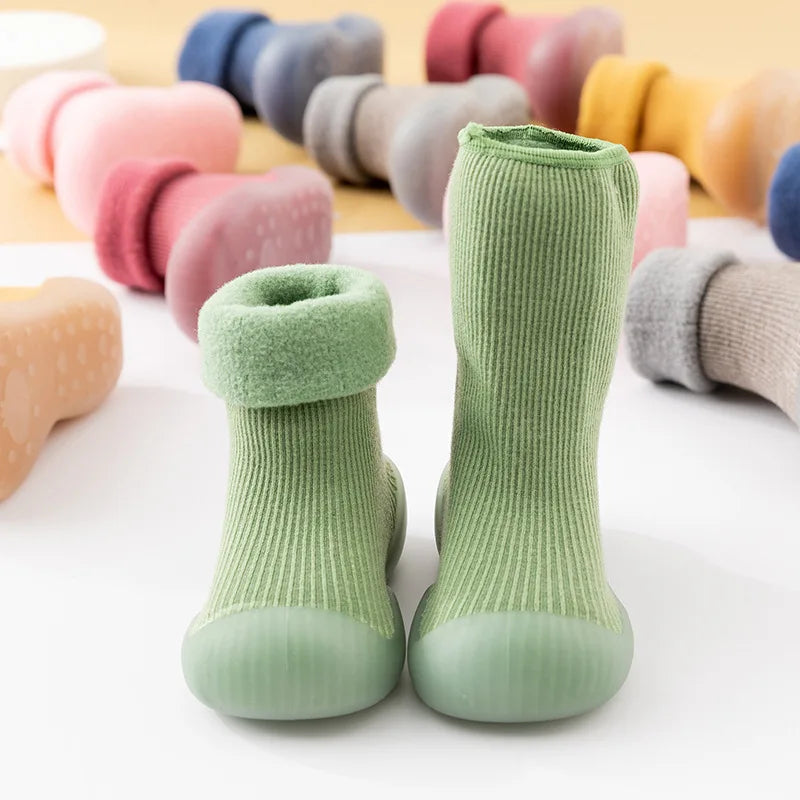 Chaleur et Sécurité – Chaussettes-Chaussures Antidérapantes pour Bébé