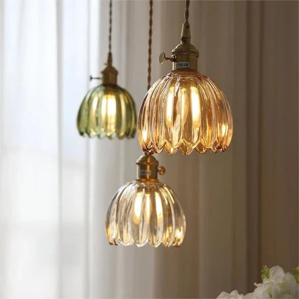 Luminaire suspendu fleur en verre japonais à 1 lumière