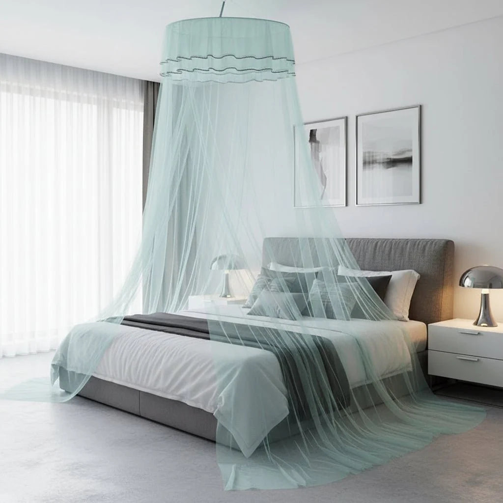 Moustiquaire en forme de dôme élégante avec décor de papillons lumineux