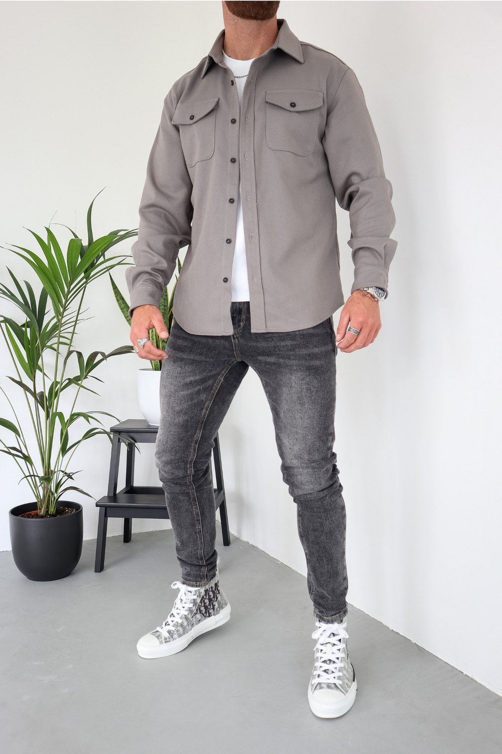 Veste surchemise boutonnée polyvalente pour hommes avec poches poitrine