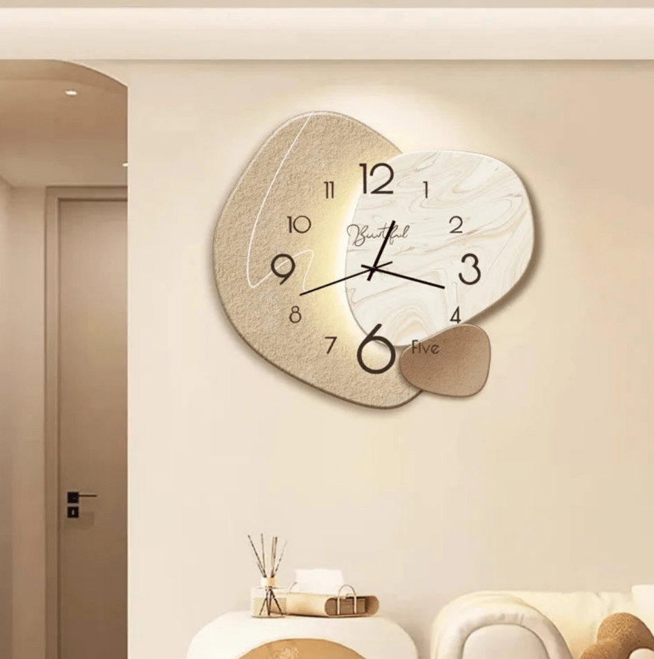 Horloge murale minimaliste au design luxueux