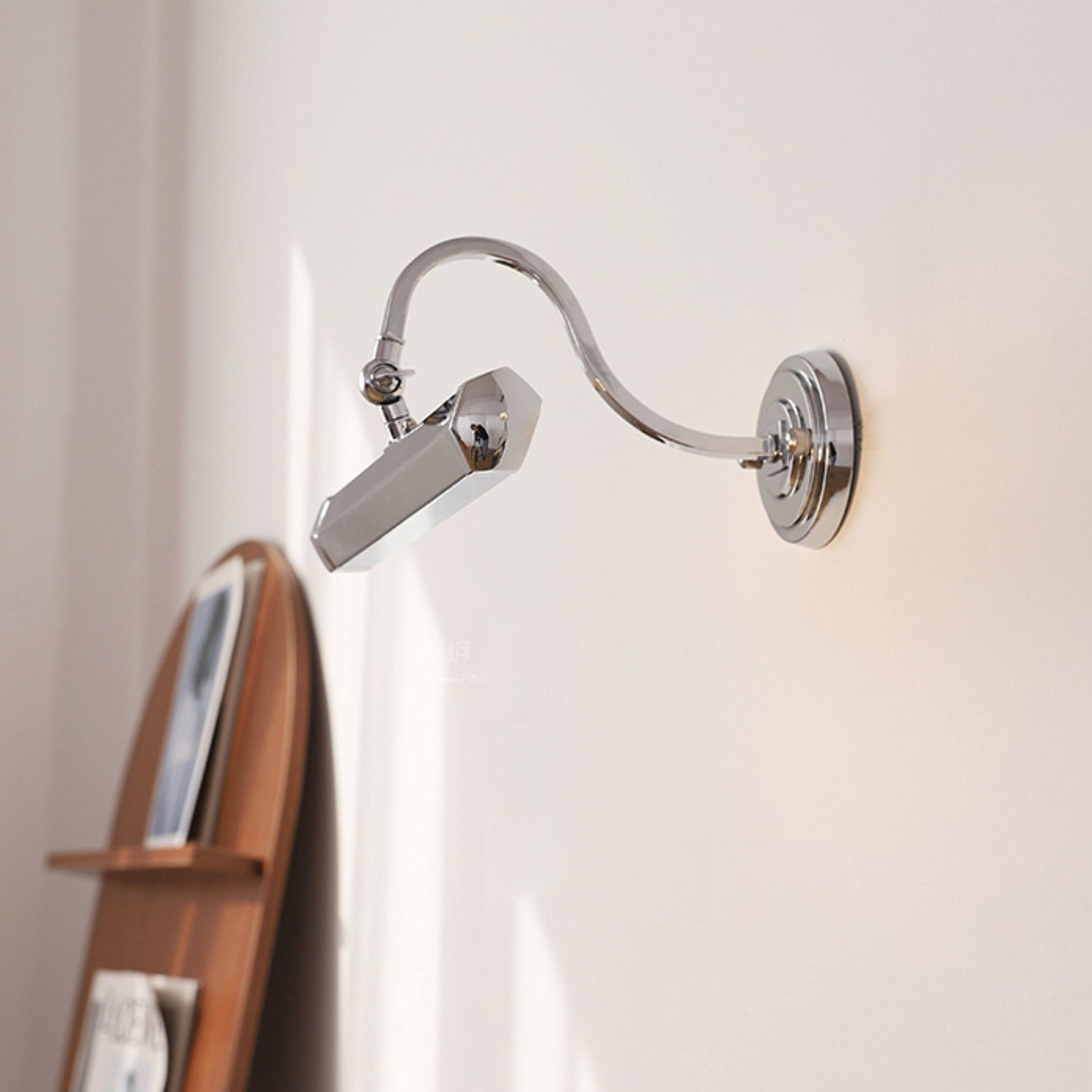 Applique murale orientable col de cygne en fer pour tableau avec douille G9 chrome noir cuivre