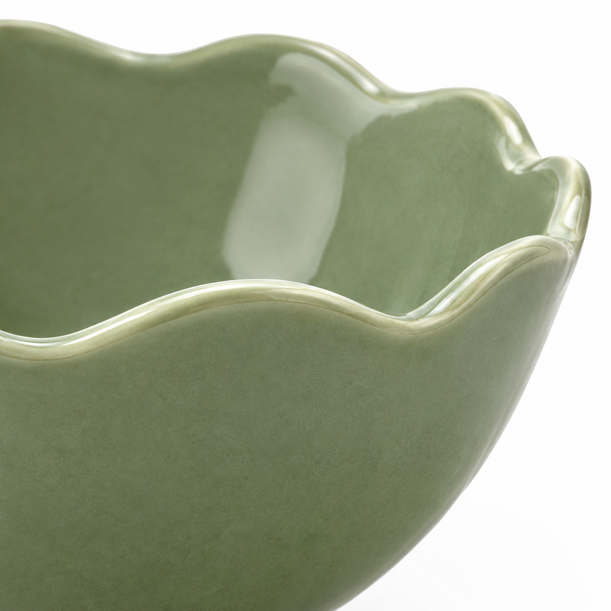 Bol festonné vert sauge 25 cm en céramique décorative