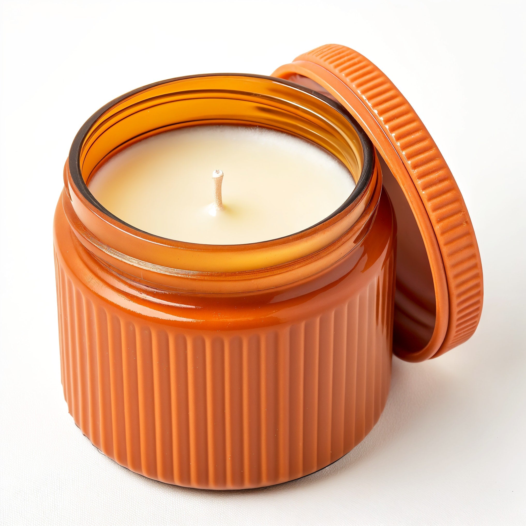 Bougie parfumée au soja Gingembre Épicé — Pot orange à texture nervurée
