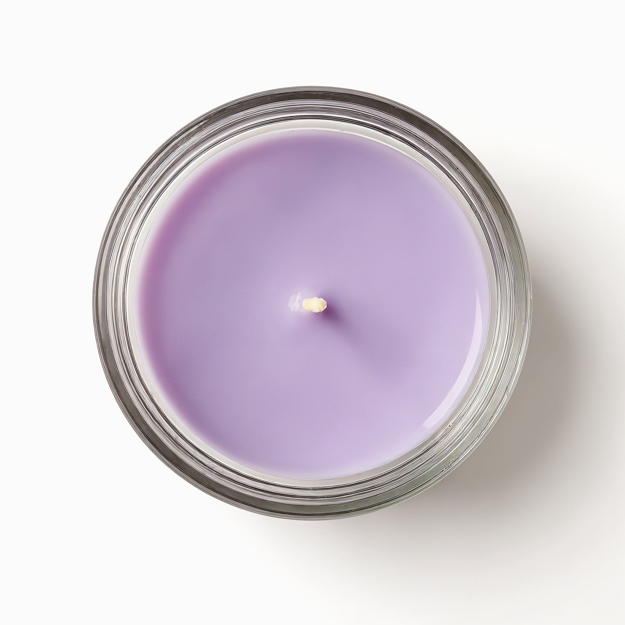 Bougie parfumée Lavender Fields en cire de soja dans un pot en verre transparent
