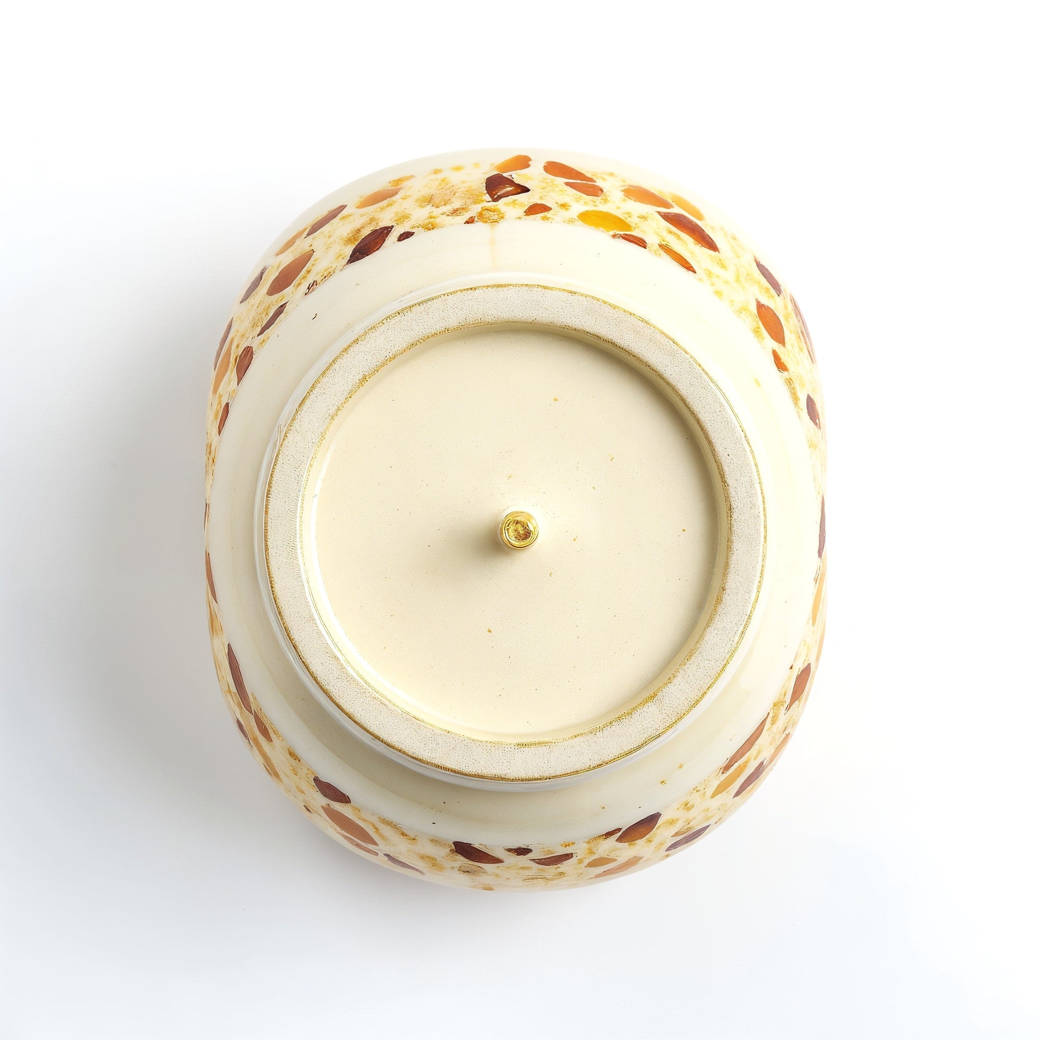 Bougie parfumée vanille ambrée en cire de soja dans un pot ivoire mat avec accents ambrés