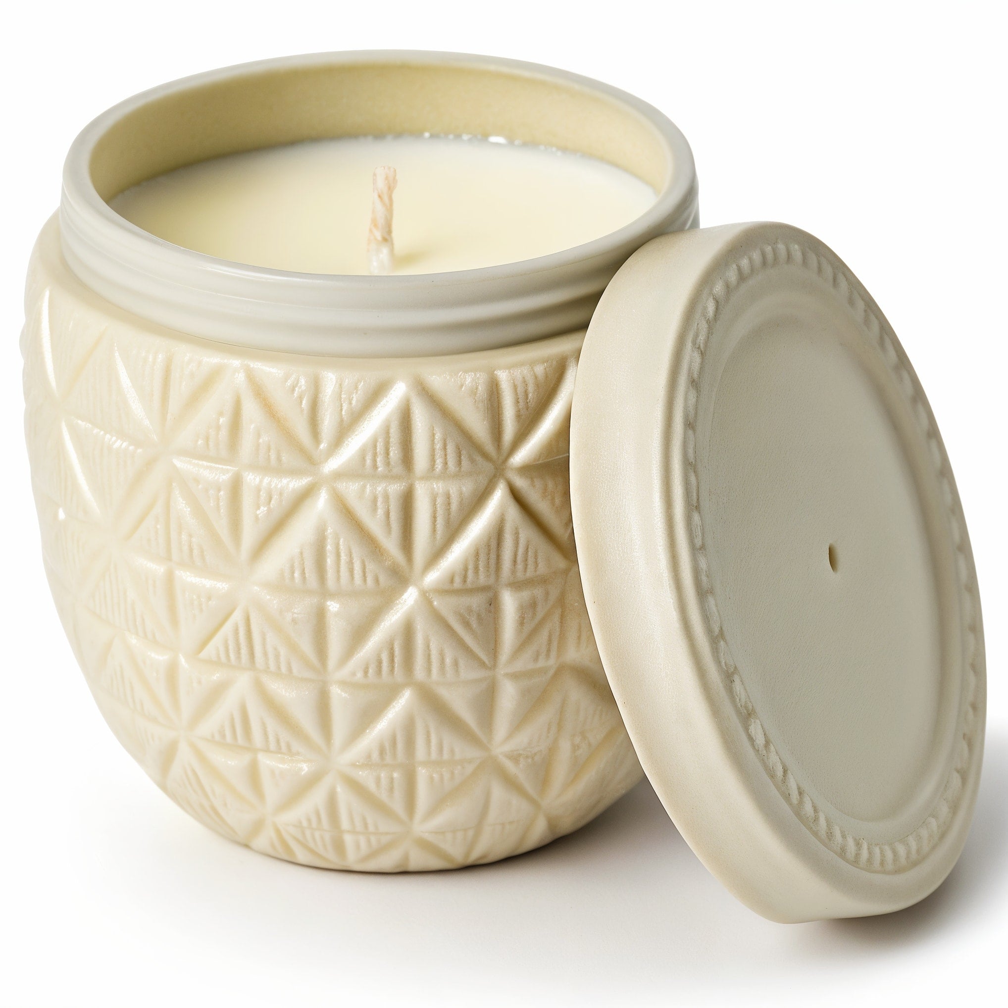 Bougie parfumée vanille coco en cire de soja - pot ivoire avec texture noix de coco