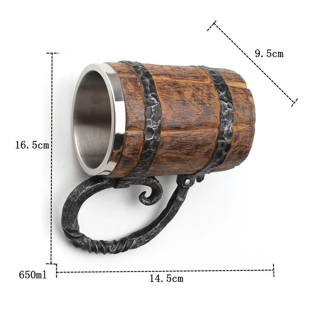 Chope de taverne nordique isolée pour boissons chaudes et froides