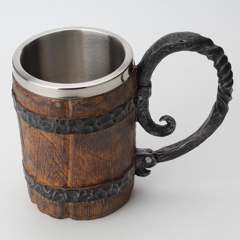 Chope de taverne nordique isolée pour boissons chaudes et froides