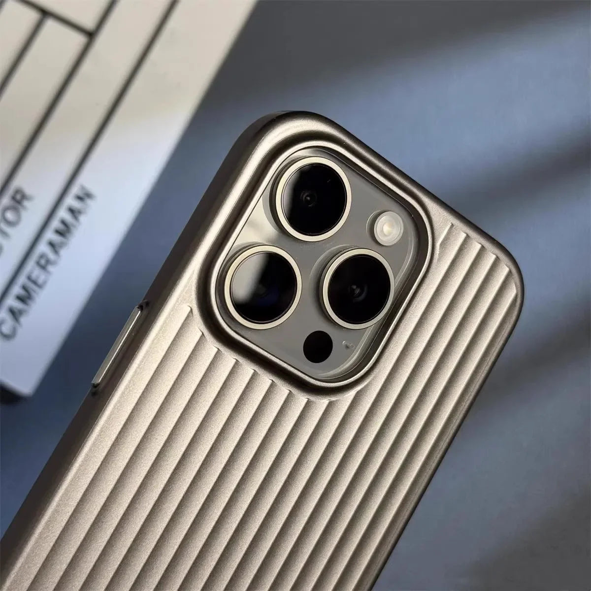 Coque iPhone avec protection de qualité militaire, ultra-fine, antichoc, anti-poussière