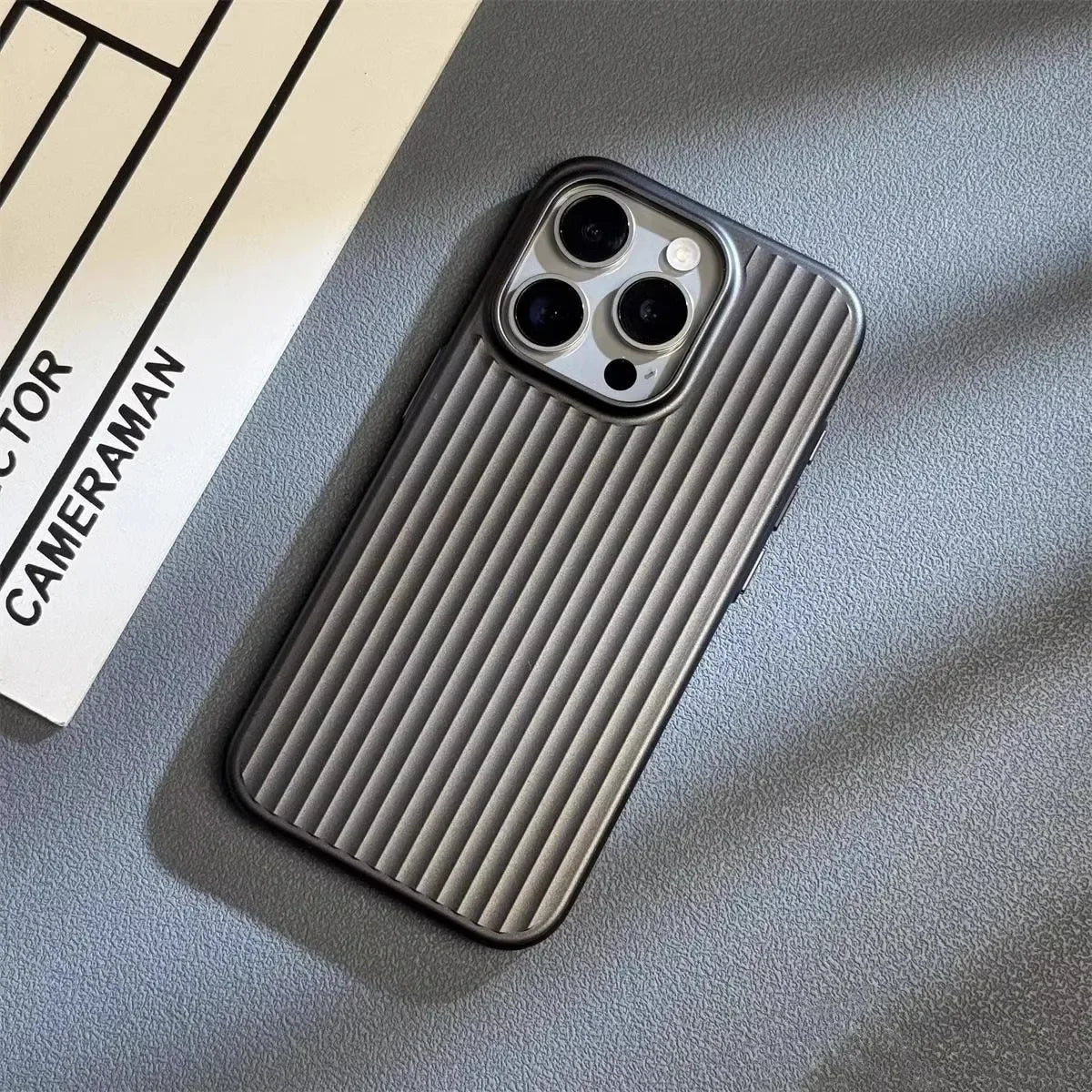 Coque iPhone avec protection de qualité militaire, ultra-fine, antichoc, anti-poussière