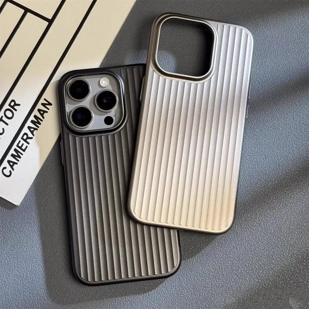 Coque iPhone avec protection de qualité militaire, ultra-fine, antichoc, anti-poussière