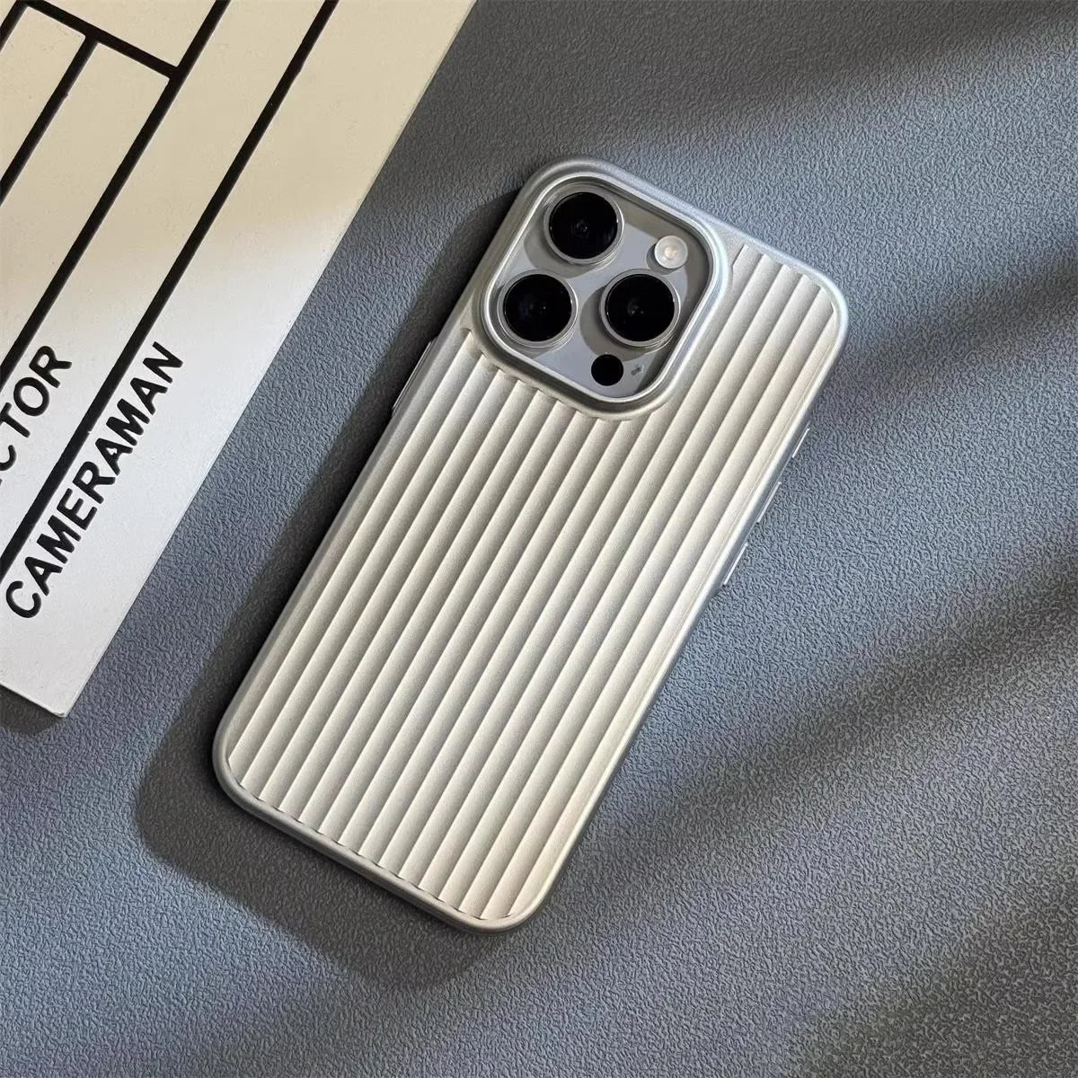 Coque iPhone avec protection de qualité militaire, ultra-fine, antichoc, anti-poussière