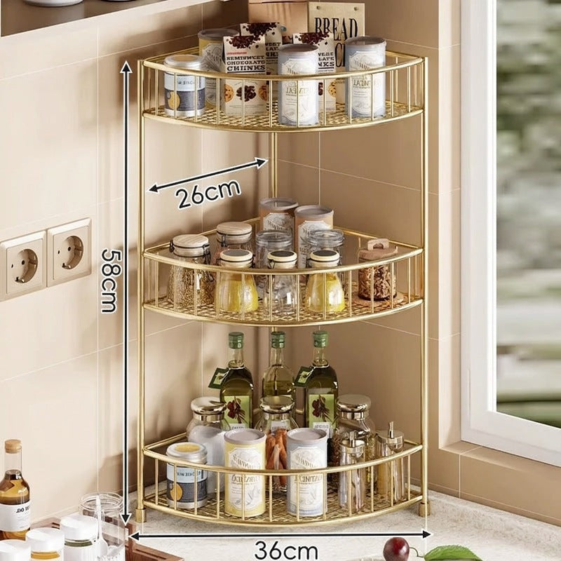 Étagère d'angle de cuisine à trois niveaux avec rebords surélevés et plateaux en maille