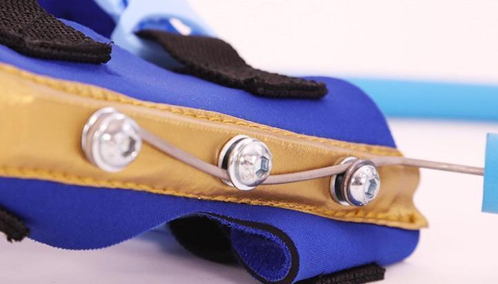 Harnais avec collier pare-chocs pour chiens aveugles