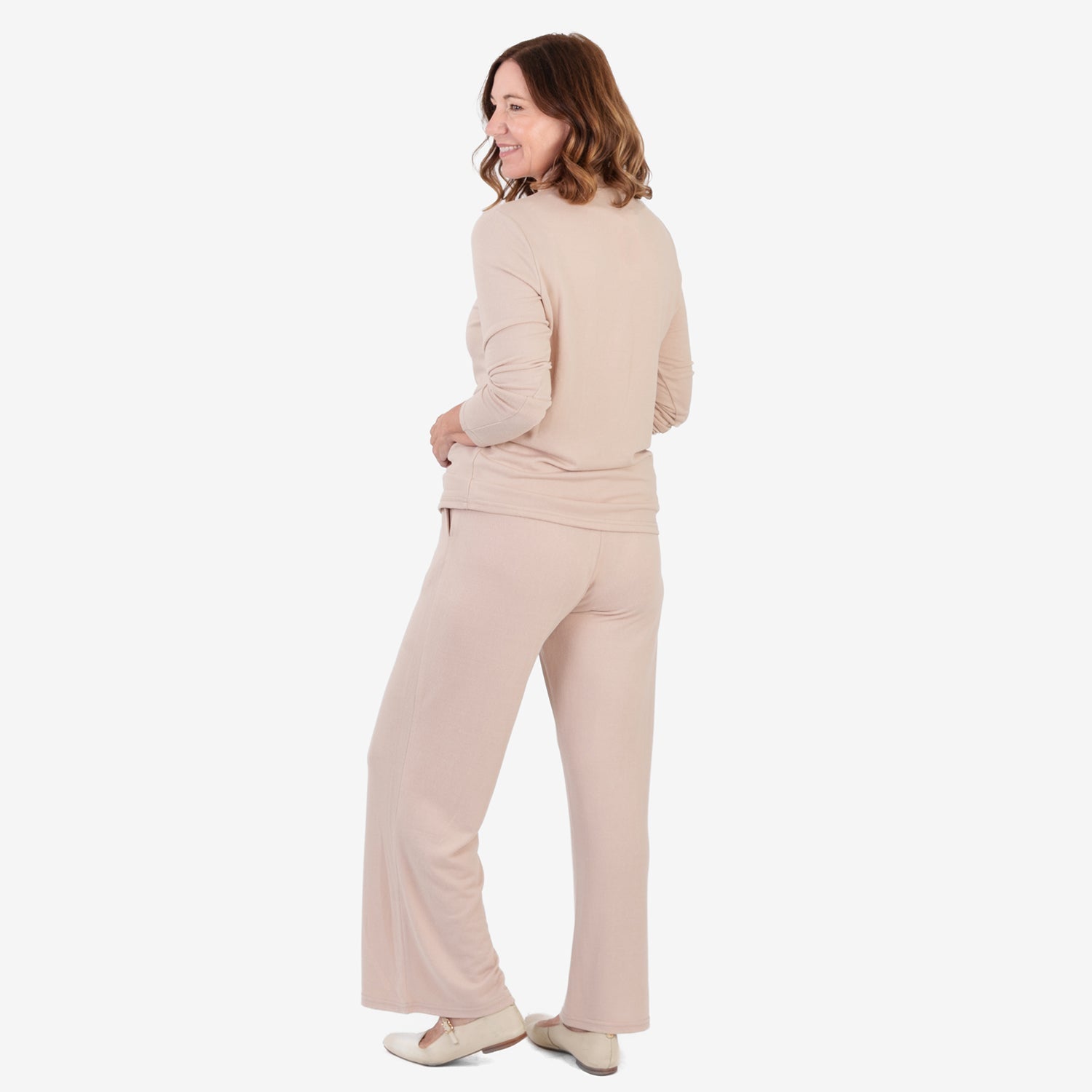 Haut col roulé chiné brossé pour femme avec manches longues et finition côtelée douce