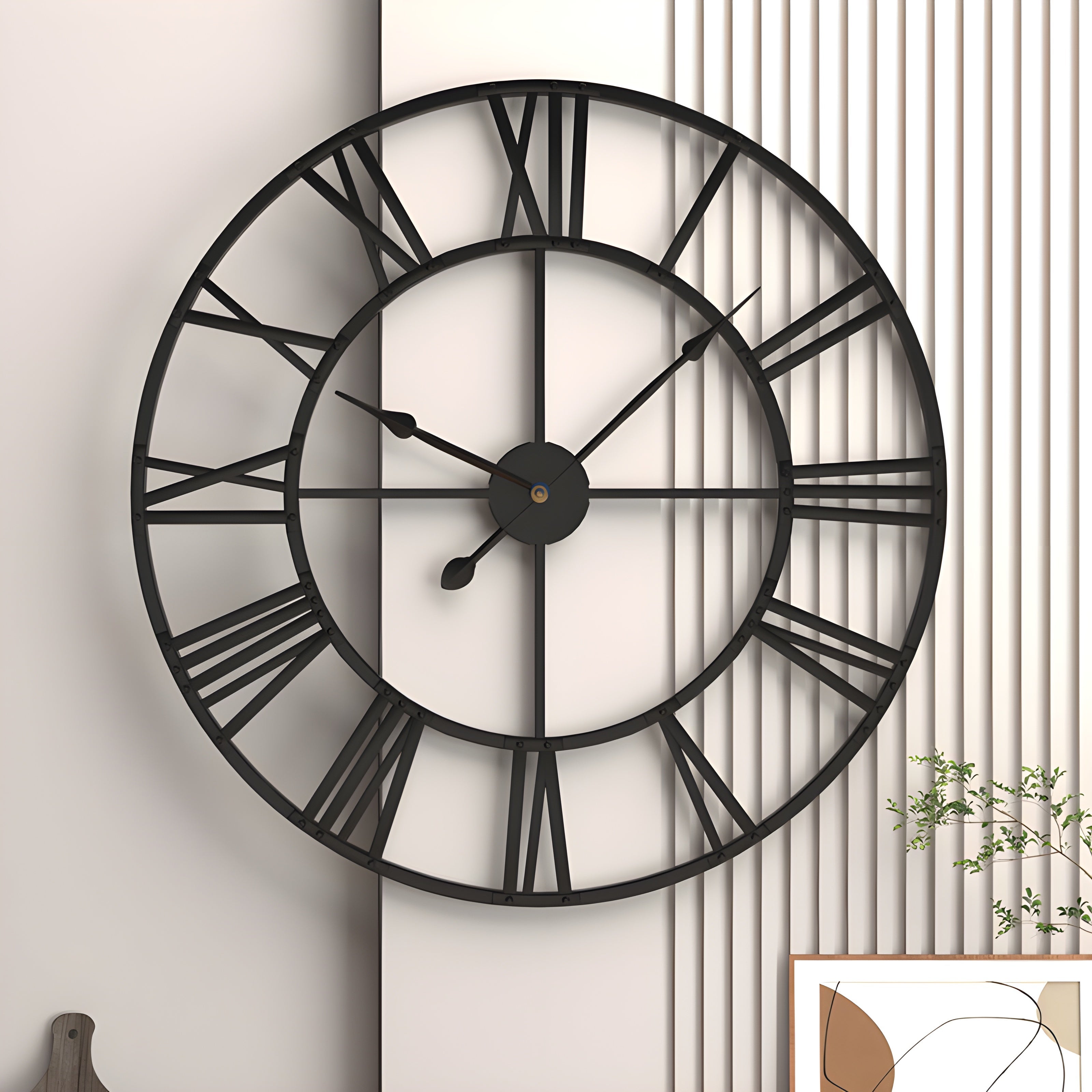 Horloge murale silencieuse en fer forgé à chiffres romains