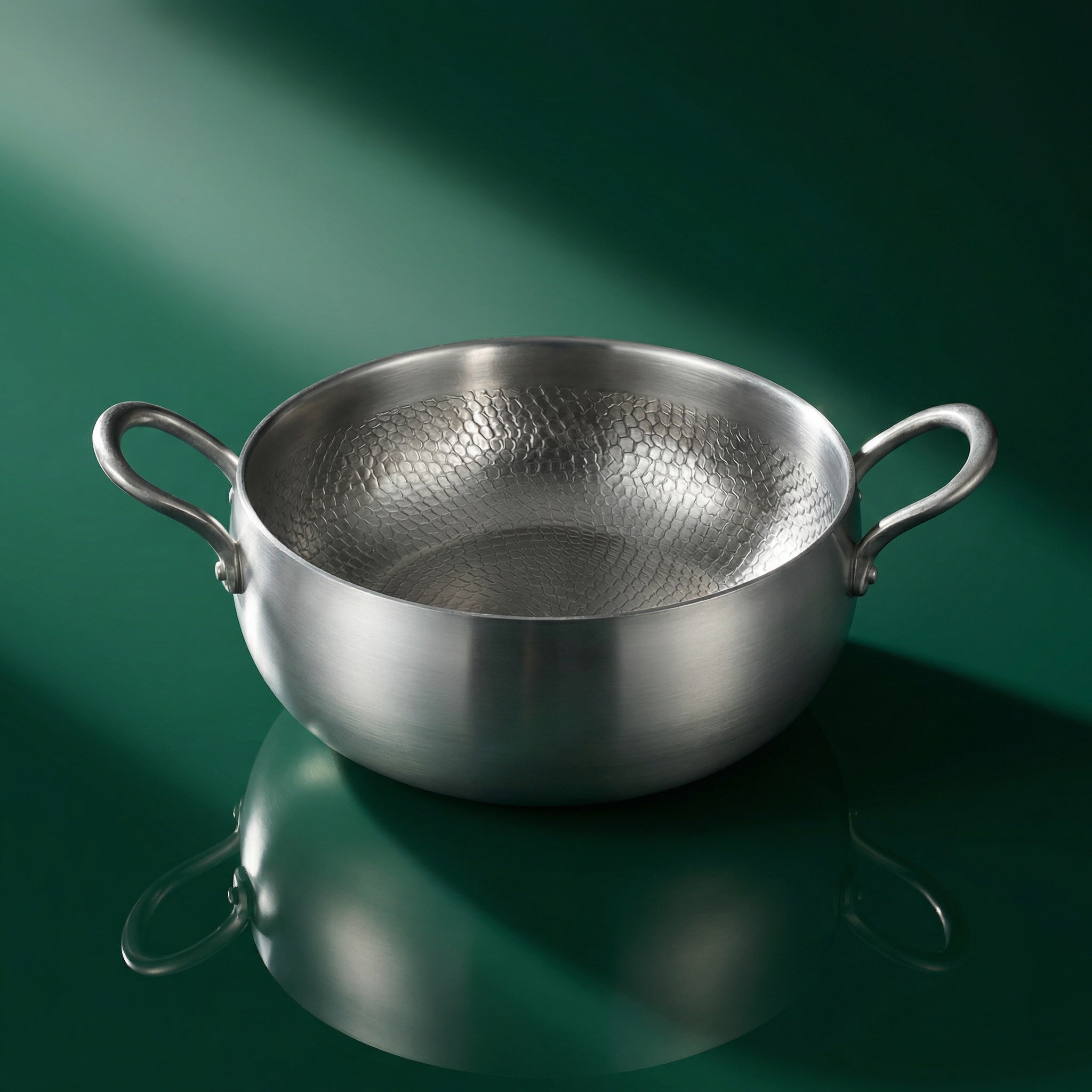 Marmite profonde en titane martelé à la main, titane pur, 28 cm