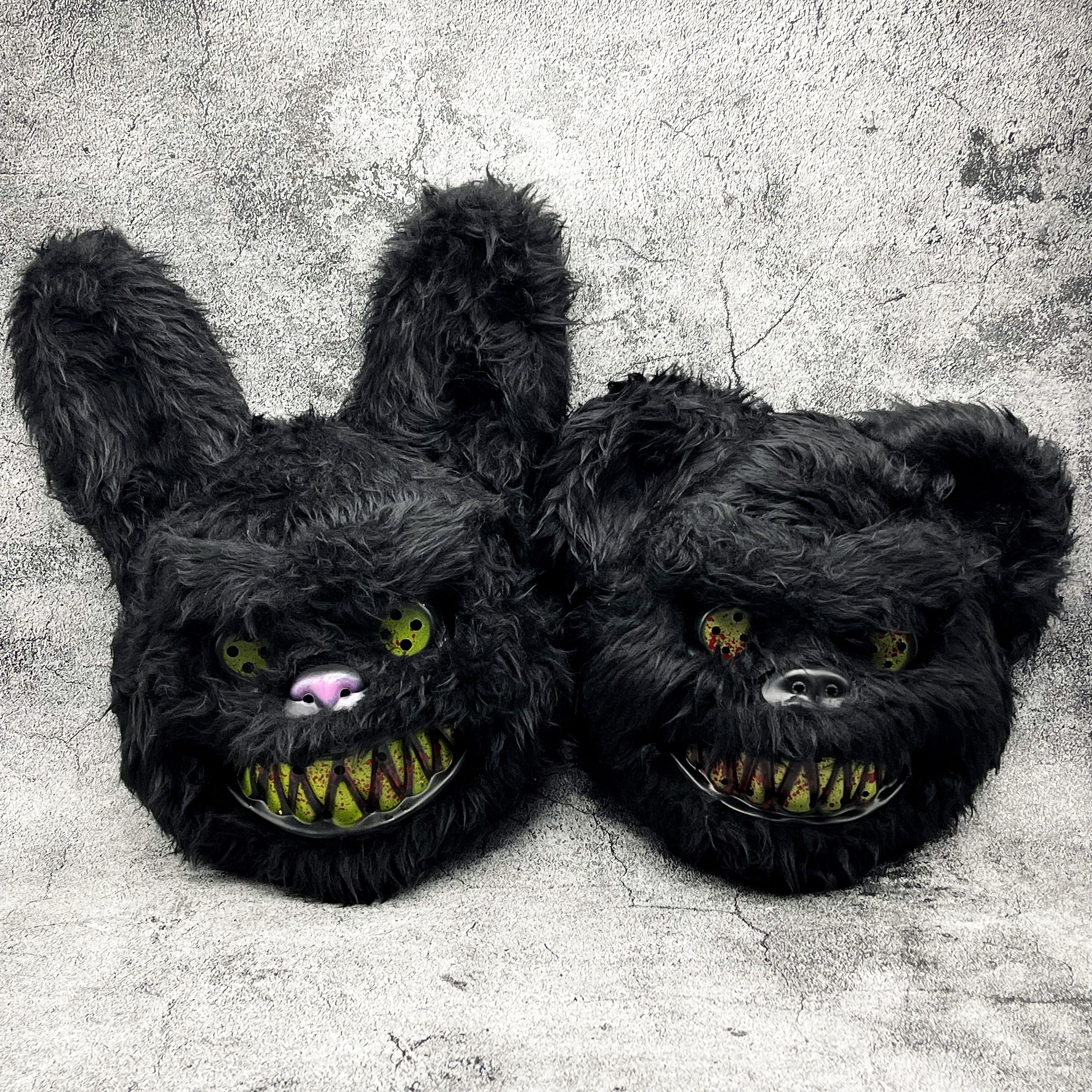 Masque effrayant de lapin ou d'ours pour Halloween en fausse fourrure avec dents ensanglantées, 4 modèles et lots de 2, 