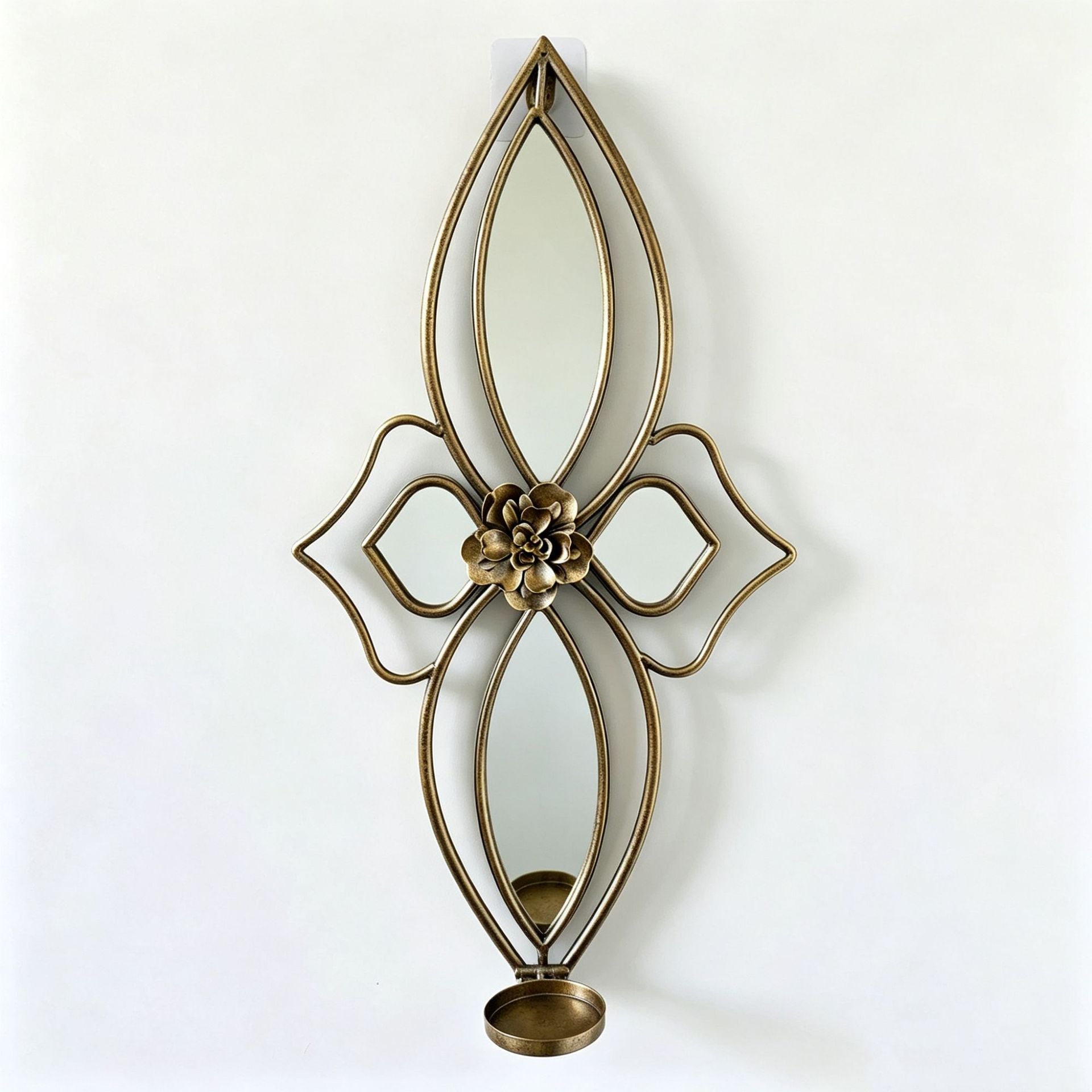 Miroir mural floral élégant avec design métallique décoratif