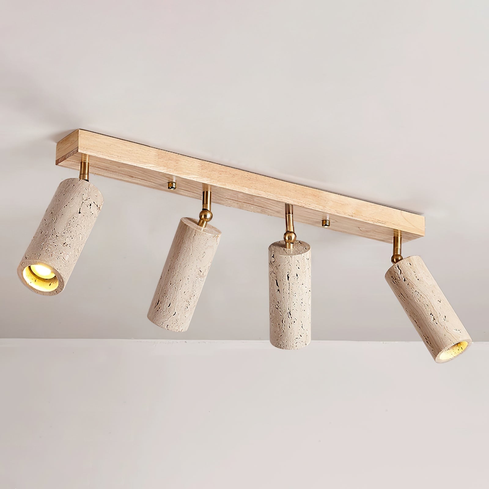 Plafonnier industriel en bois et béton avec spots orientables