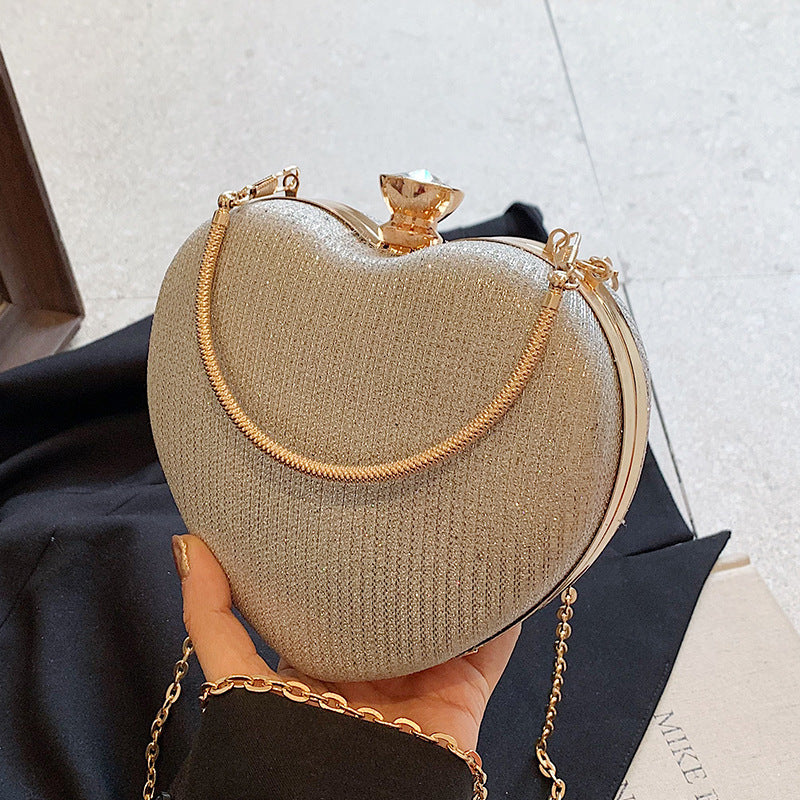 Pochette de soirée glamour en forme de cœur