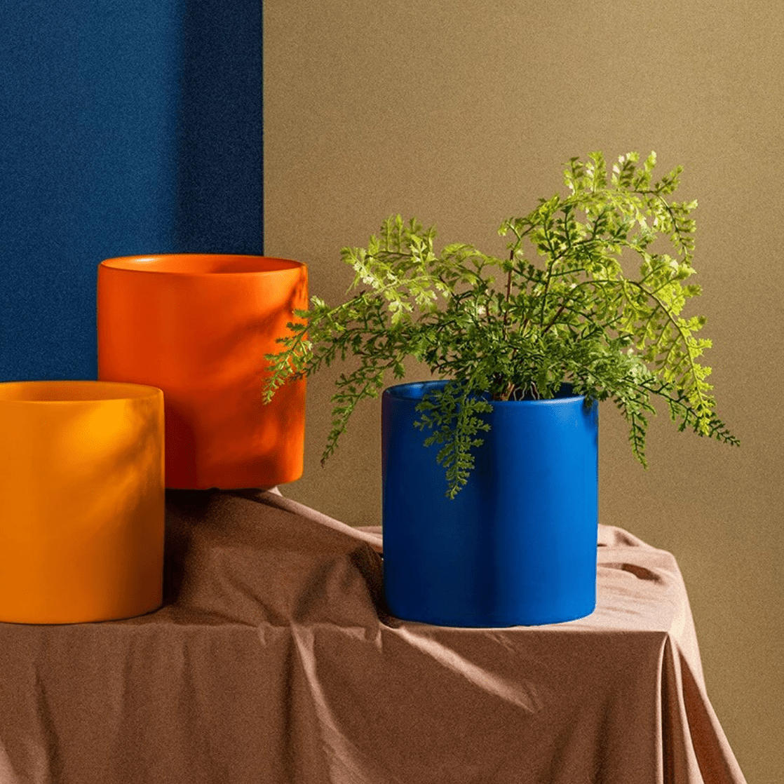 Pot pour plantes en céramique émaillée mate avec trou de drainage et soucoupe