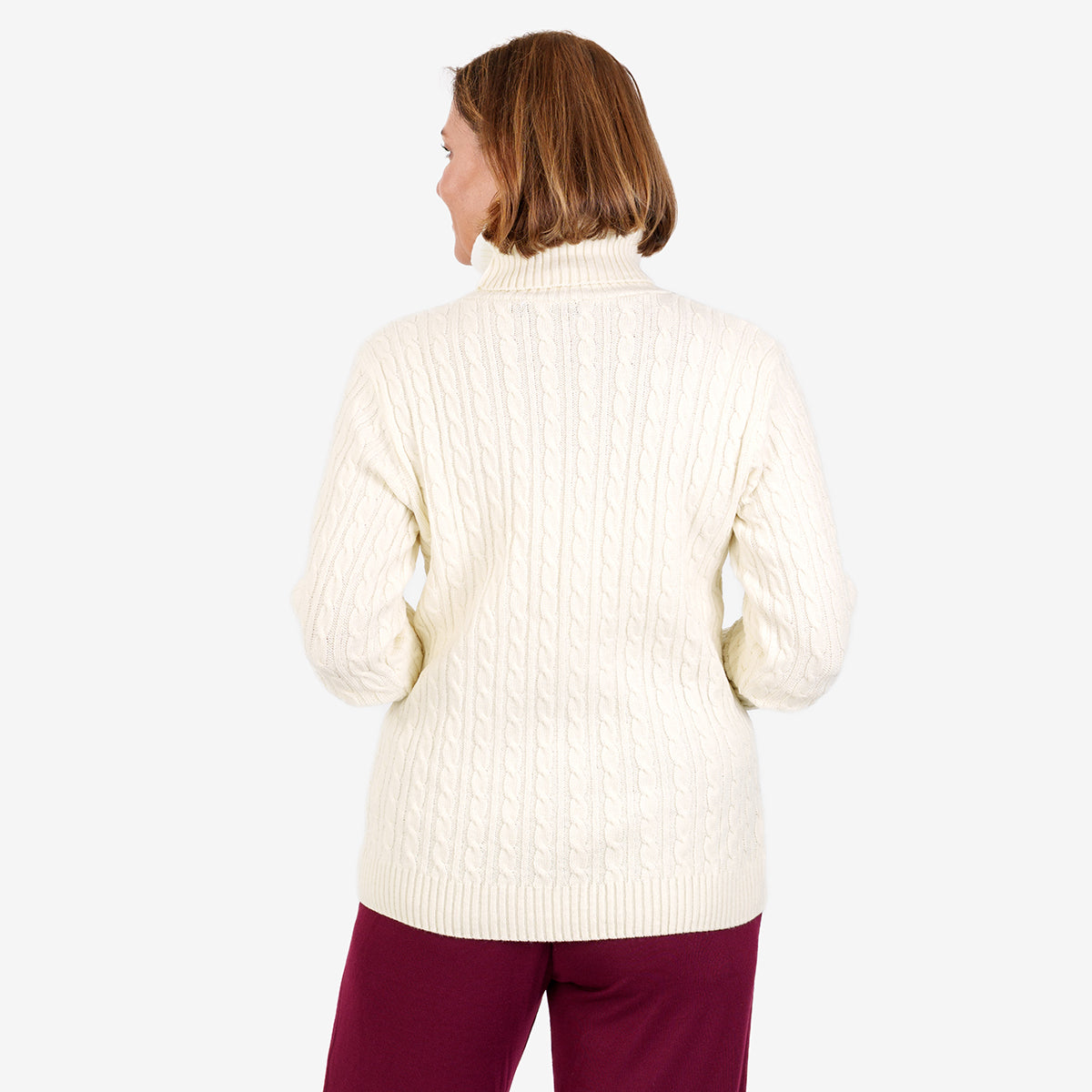 Pull femme col roulé à torsades avec manches longues et finitions côtelées